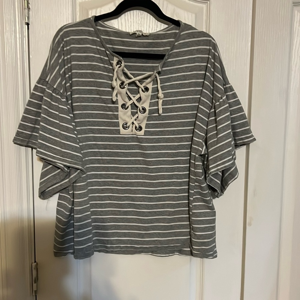 Umgee women’s top size 2xl